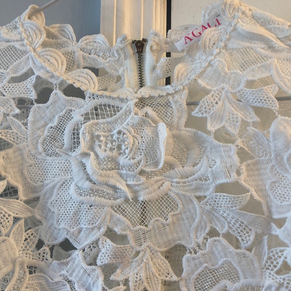 Lace crop top - Picture 2 of 3